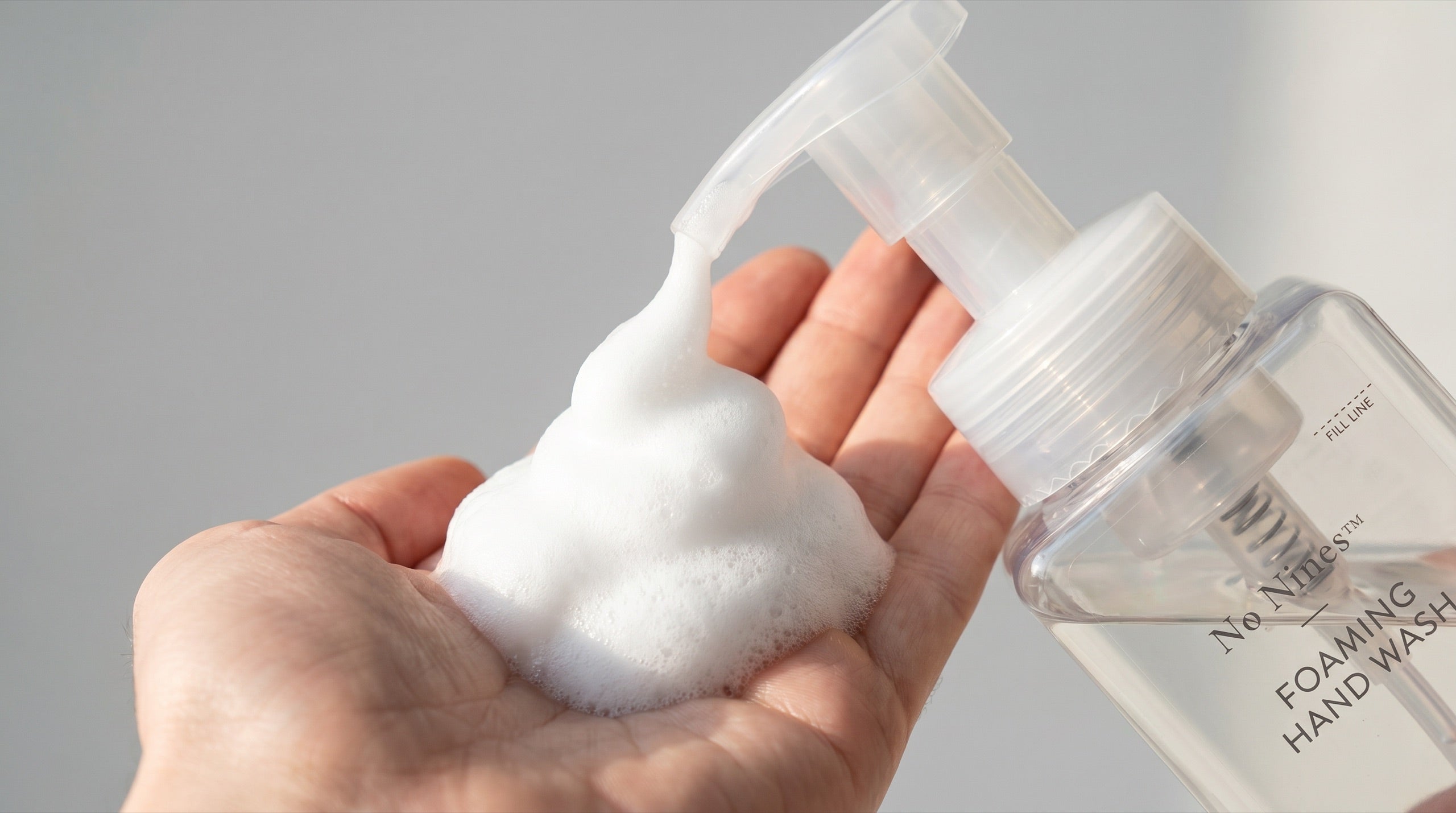 foaming-hand-wash-detail-foam-action_4c24b1e2-63ac-451e-802e-6895510c1a88.jpg